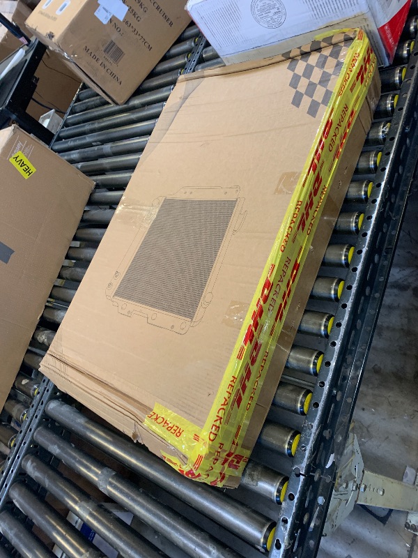 Photo 1 of 3Row Radiator for 1973-1986 Chevy C10 C20 C30 K10 K20 K30, Radiator for 1971-1990 Caprice Chevelle Impala El Camino 1974 1975 1976 1977-1982 1983-1989