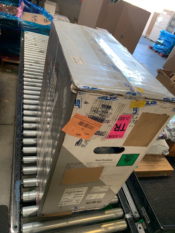 Photo 1 of ASUS ROG Hyperion GR701 White EATX Full-Tower Gaming Case, High Airflow Design, Tool-Free Side Panels, Pre-Installed 4x140mm Fans, Supports 420mm Radiators, Built-in GPU Holder, Front USB-C