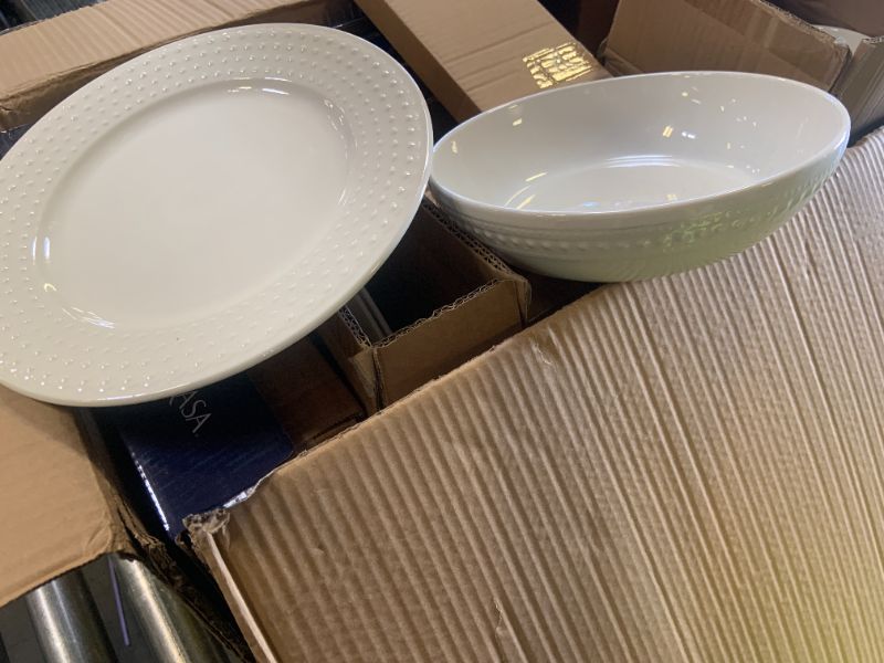 Photo 1 of ***MISSING PARTS***
WHITE Dinnerware Set 4 PLATES, 4 BOWLS, A BIG BOWL.