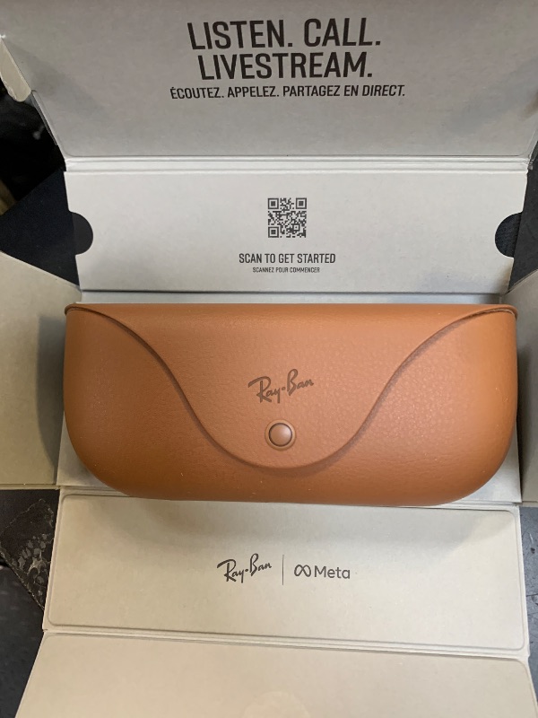 Photo 1 of Ray-Ban Meta (Gen 1), Wayfarer, Matte Black | Smart AI Glasses for Men, Women —12 MP Camera, Open-Ear Speakers for Audio, Video Recording and Bluetooth —Transitions® Green Lenses —Wearable Technology