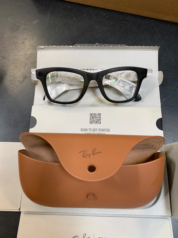 Photo 1 of Ray-Ban Meta (Gen 1), Wayfarer, Matte Black | Smart AI Glasses for Men, Women —12 MP Camera, Open-Ear Speakers for Audio, Video Recording and Bluetooth —Transitions® Green Lenses —Wearable Technology