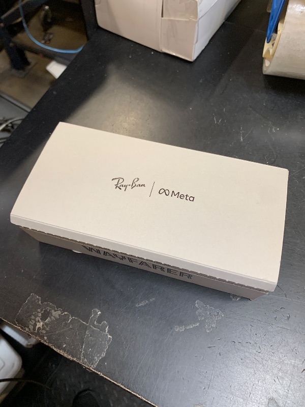 Photo 1 of Ray-Ban Meta (Gen 1), Wayfarer, Matte Black | Smart AI Glasses for Men, Women —12 MP Camera, Open-Ear Speakers for Audio, Video Recording and Bluetooth —Transitions® Green Lenses —Wearable Technology