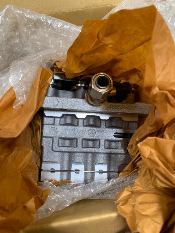 Photo 1 of 1G852-51010 1G852-51011 1G852-51012 Fuel Injection Pump for Kubota V2403 V2203 Engine Bobcat S130 S150 S185 S175 S450 S510 S530 T110 T140 T190 331 334 335 E42 E45