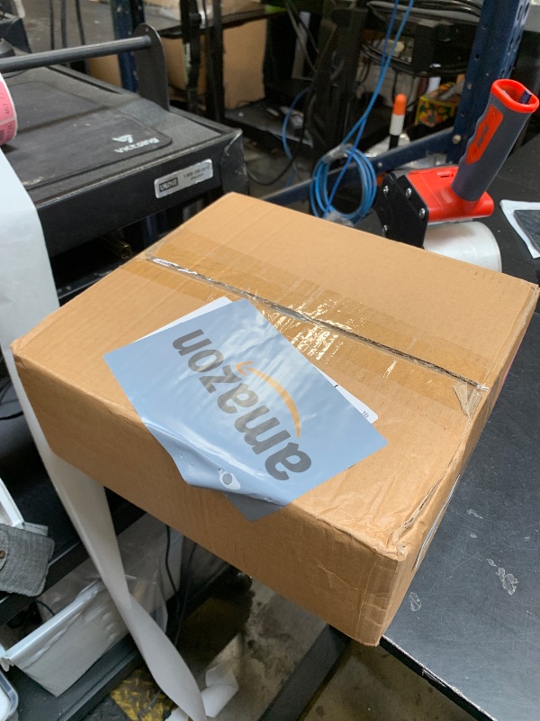 Photo 1 of Self Retracting Lifeline 20FT Fall Protection Safety Lanyard, [NO Tangle Steel Cable] Class 1 SRL ANSI OSHA Retractable Fall Arrest Construction Roofing Roofing Construction Gear