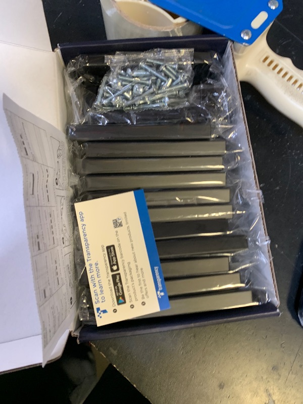 Photo 1 of Ravinte 30 Pack 4 Inch Kitchen Square Cabinet Handles Matte Black Pulls Black Drawer Pulls Kitchen Cabinet Hardware for Cupboard Drawer Handles