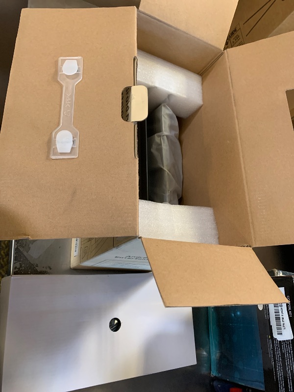 Photo 1 of Ichuangxin 10.1" Car TV Headrest Monitor for Back Seat, 4K Android Tablet Portable Rear Entertainment System, Support Phone Wireless MirrorLink, with WiFi/HDMI/USB/Video Player, 2G+32G (2*PCS)