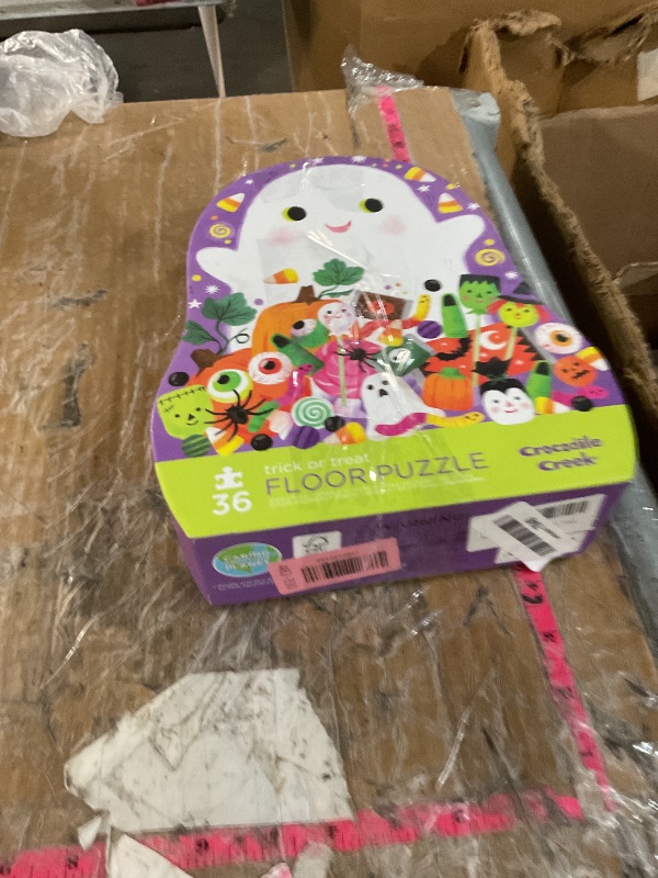 Photo 1 of ***(USED/ UNKNOWN IF MISSING PARTS)***36 Pc Puzzle/Trick or Treat