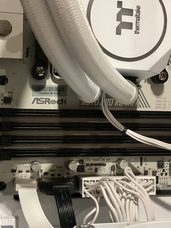 Photo 1 of ***MISSING RAM/MAY HAVE ISSUES WITH FUNCTIONALITY**

Thermaltake LCGS Reactor 9890S Gaming Desktop (AMD Ryzen™ 7 9800X3D, ToughRam 32GB DDR5 6000MT/s RGB Memory, NVIDIA® GeForce RTX 3060, 2TB NVMe M.2, WiFi, Windows 11) T6WT-X870-590-LCS