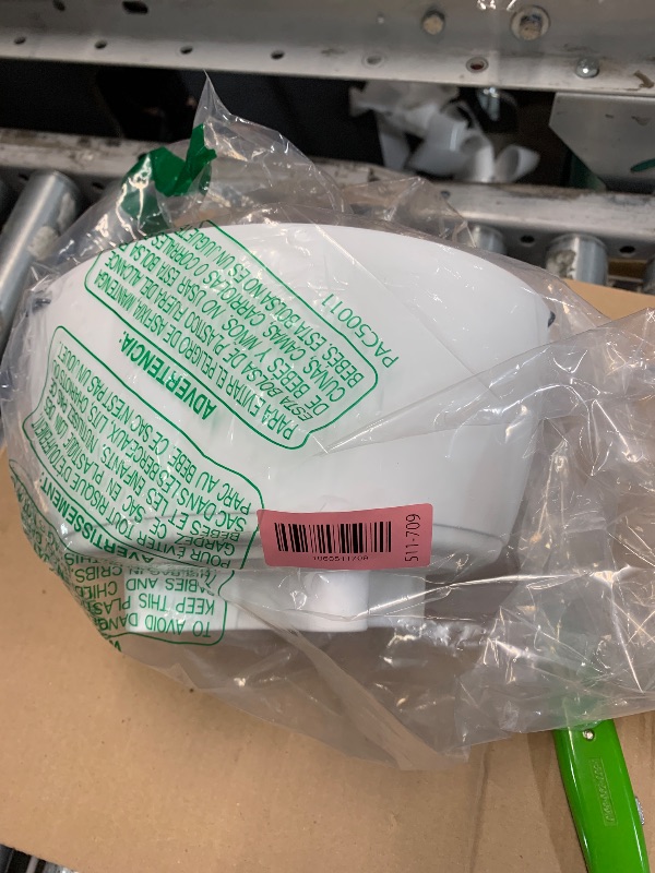 Photo 1 of ***ONE ONLY***
KPUVX 10 inch Hanging Planters Self Watering Pots for Indoor Plants, 1 Plastic Hanging Basket with Removable Tray for Home Garden Porch Balcony Patio Decor (White)