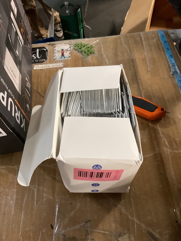 Photo 1 of [200 Pack] Large Glasses Cleaner, Lens Wipes for Eyeglasses, Pre-Moistened Individually Wrapped Cleaning Wipes, Eye Glasses Cleaner Wipes for Camera, Phone, Computer, Laptop Screen (4.72 * 5.91 inch)