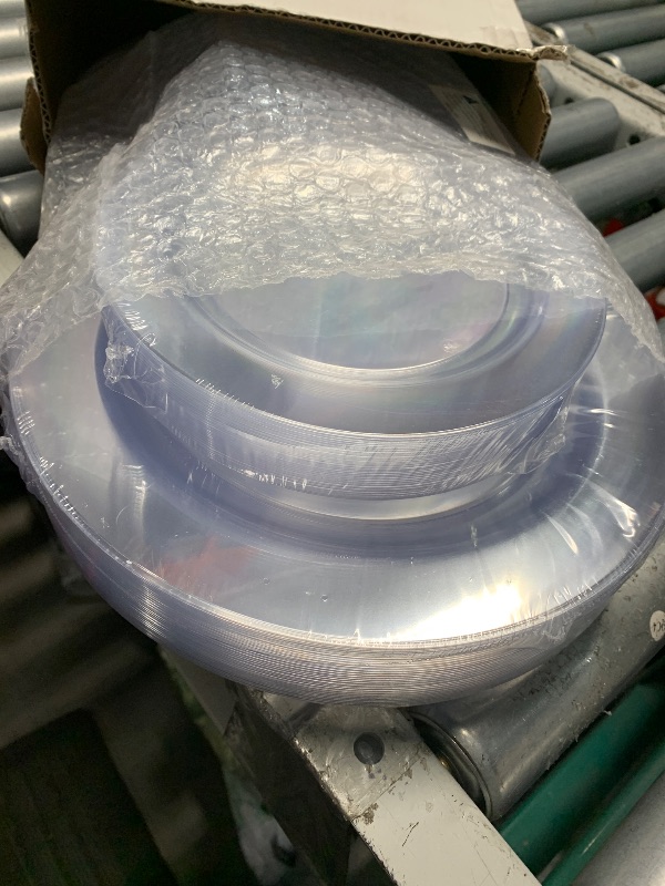 Photo 1 of ***FACTORY SEALED***FLOWERCAT 60PCS Clear Plastic Plates - Disposable Clear Plates Heavy Duty for Christmas Party/Wedding/New Year - Include 30PCS 10.25inch Dinner Plates and 30PCS 7.5inch Dessert/Salad Plates