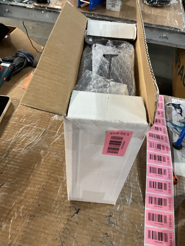 Photo 1 of ***FACTORY SEALED***FLOWERCAT 60PCS Clear Plastic Plates - Disposable Clear Plates Heavy Duty for Christmas Party/Wedding/New Year - Include 30PCS 10.25inch Dinner Plates and 30PCS 7.5inch Dessert/Salad Plates