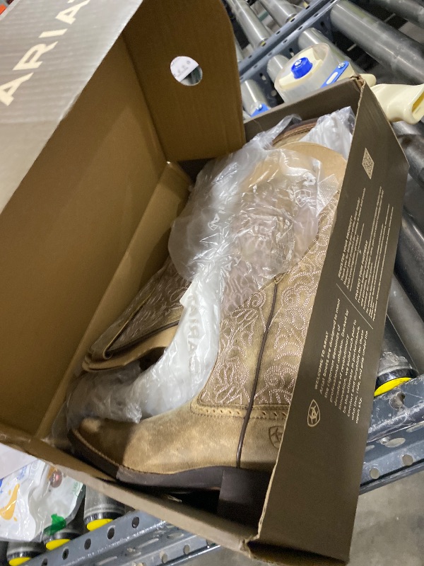 Photo 1 of ARIAT Women’s Round Up Remuda Western Boot