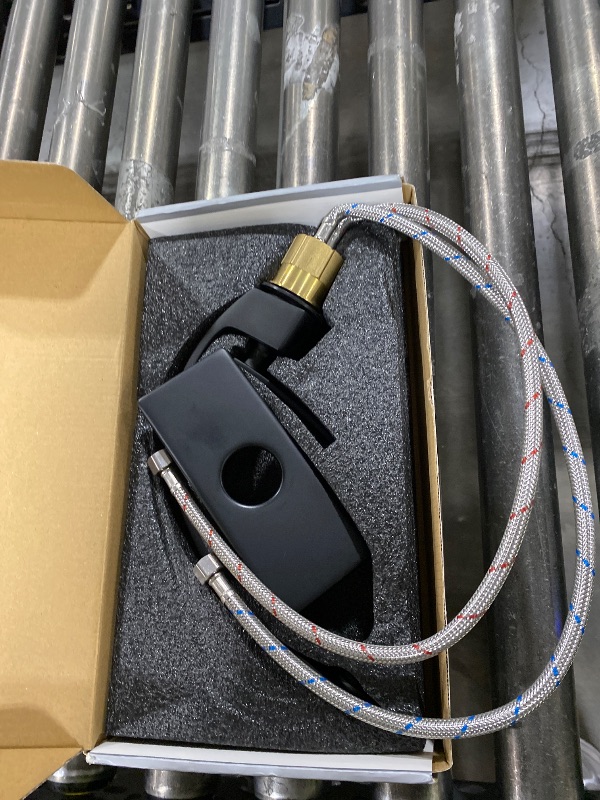 Photo 1 of Single Hole Bathroom Faucet with Pull Out Sprayer Dual Mode Mixer Tap for Hot and Cold Water 360° Rotation Single Handle Multi-Function Retractable Pull Down Sink Faucet