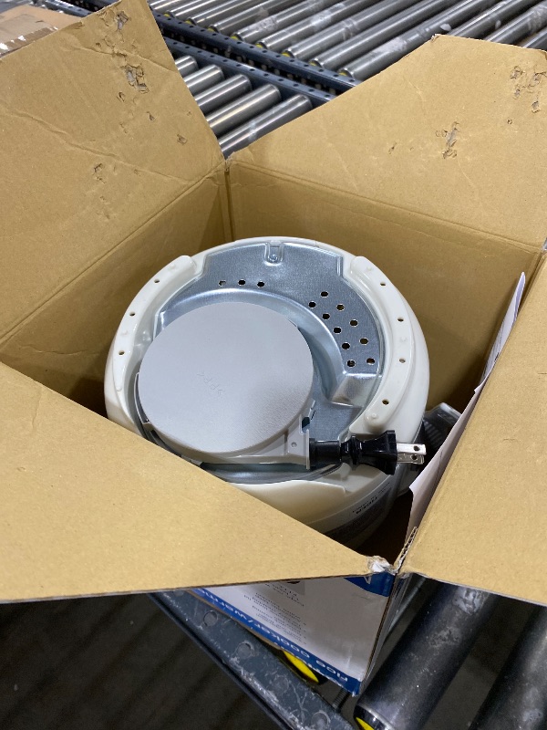 Photo 1 of Tiger JNP-0550-FL 3-Cup (Uncooked) Rice Cooker and Warmer, Floral White