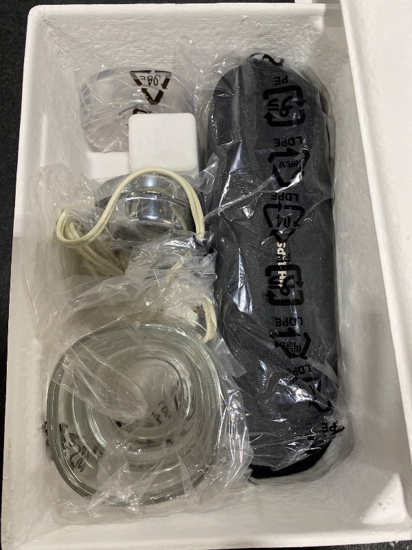 Photo 1 of Philips Sonicare DiamondClean Smart 9500 Electric Toothbrush, Sonic Toothbrush with App, Pressure Sensor, Brush Head Detection, 5 Brushing Modes and 3 Intensity Levels, White, Model HX9923/01