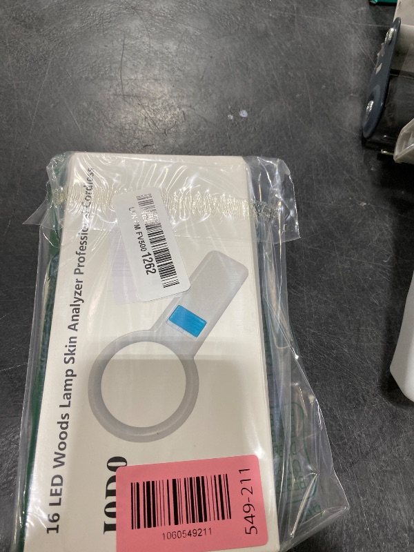 Photo 1 of Cordless Wood's Lamp Ringworm Detection Light-Skin Testing-Esthetician-Veterinaria-5x Magnifying Wood Lamp Black Light-16 LED-Battery Powered