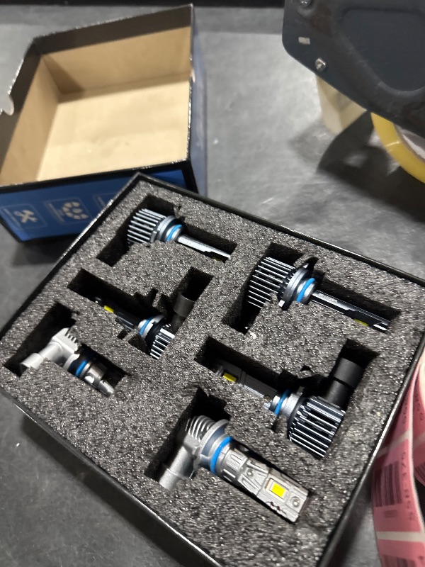 Photo 1 of ZSTOPCL Fit for Dodge Ram 1500 2500 3500 2013-2015(with Projector Version) Light Bulbs, High/Low Beam Fog Light Bulbs Combo, 800% Brightness, 6000K Cool White, Plug and Play, Pack of 6