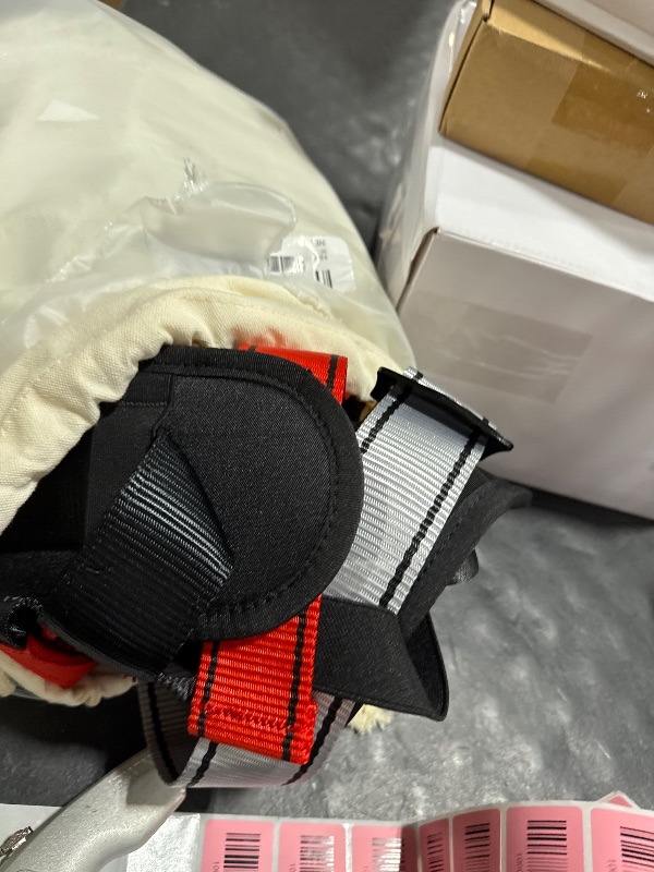 Photo 1 of PRIORMAN Bungee Fitness Set, Heavy Resistance Band Set, Professional 4D Yoga Bungee Rope Workout Equipment W/6 Sizes, for Home Gym Training & Fitness(Not for Extreme Sports)(L 154-176 lbs)