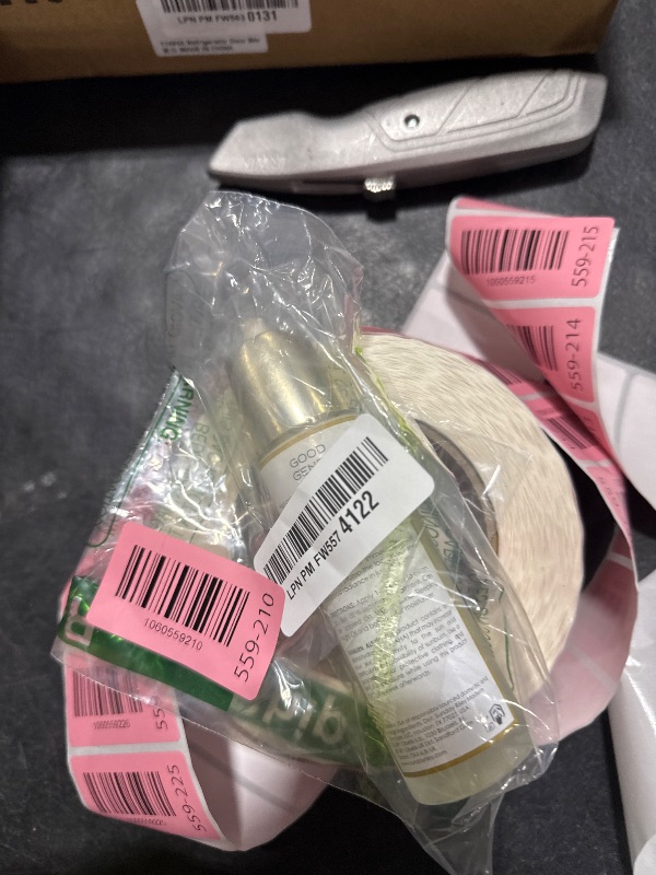 Photo 1 of Sunday Riley Good Genes All-in-One Lactic Acid Treatment Face Serum