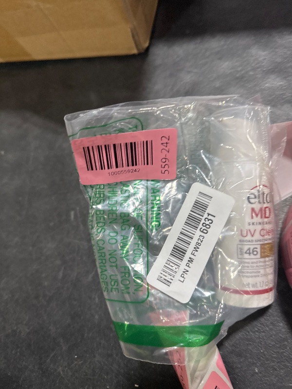 Photo 1 of EltaMD UV Clear Face Sunscreen SPF 46, Oil-Free Sunscreen with Zinc Oxide, Dermatologist Recommended