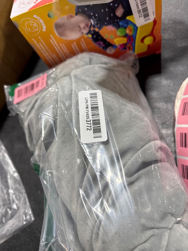 Photo 1 of 1 MIDDLE ONE C Shaped Pregnancy Pillowcase, Breathable Velour Replacement Cover with Zipper for Maternity Pillow, Cover Only (Grey)