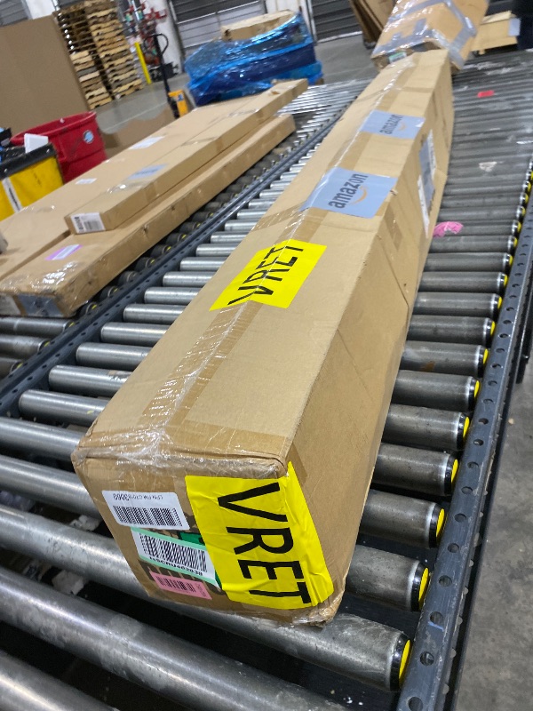 Photo 1 of DOPGIB Artificial Ivy Privacy Fence Screen,128"x 72" (64 SQFT) UV-Anti Faux Boxwood Roll Grass Wall Panels for Patio Balcony Privacy, Garden, Backyard Greenery Wall Backdrop Decor