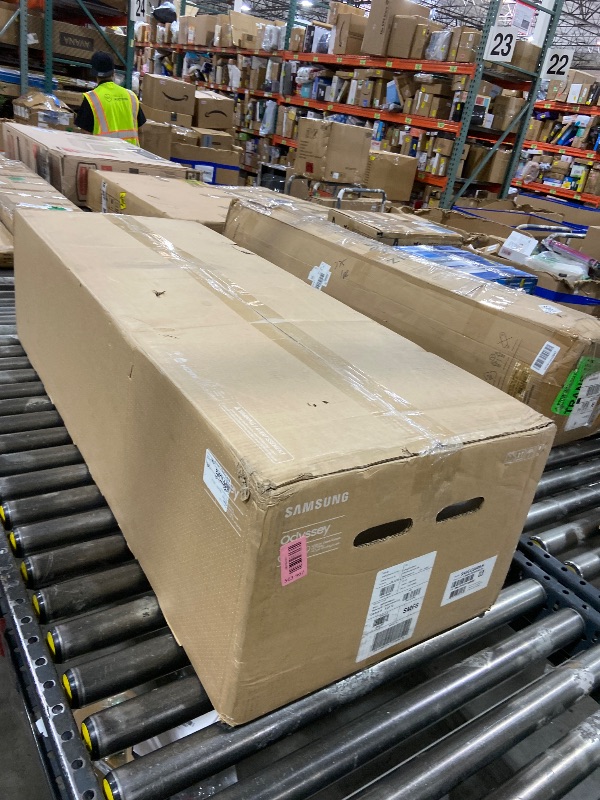 Photo 1 of SAMSUNG 49" Curved Gaming Monitor