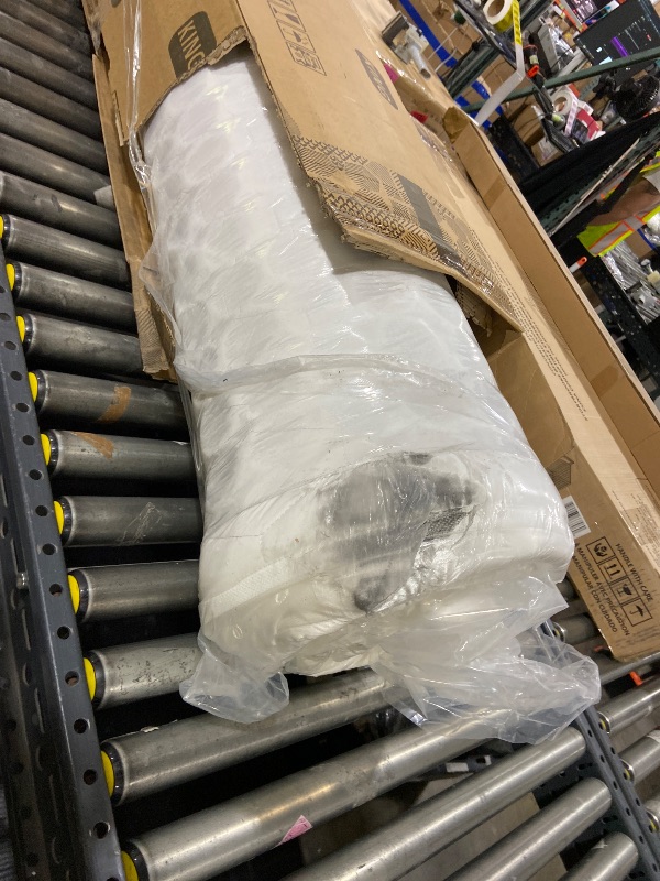 Photo 1 of King Size Mattress 14Inch, Medium Firm Fiberglass-Free Hybrid Mattress Memory Foam Individually Pocket Coils with Excellent Edge Support, King Size Bed in a Box, Zone Support for Back Pain Relief