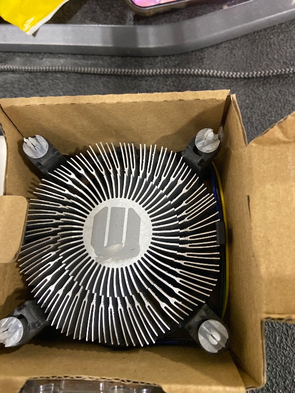 Photo 1 of Intel Core i7-9700 Desktop Processor 8 Cores up to 4.7 GHz LGA1151 300 Series 65W (BX80684I79700)