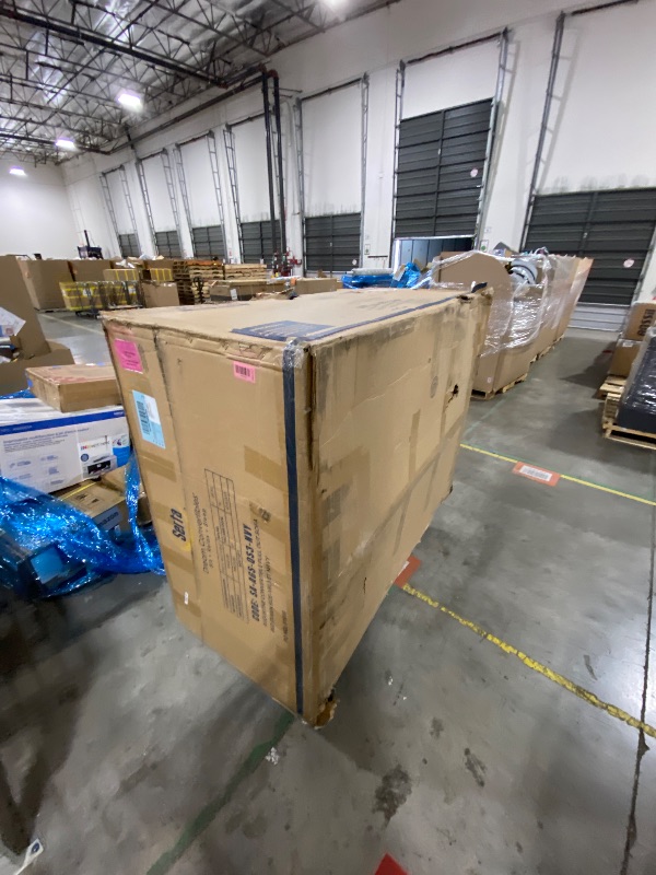 Photo 1 of Serta Ainsley 72.6" Convertible Sleeper Sofa, Queen Size, Dreamcoil Comfort, Soft Velvet Fabric, Navy