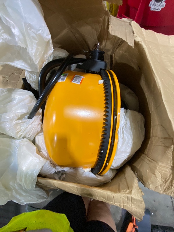 Photo 1 of 45m - Hoteche 850W Cement Mixer - 7.1 Cu. Ft