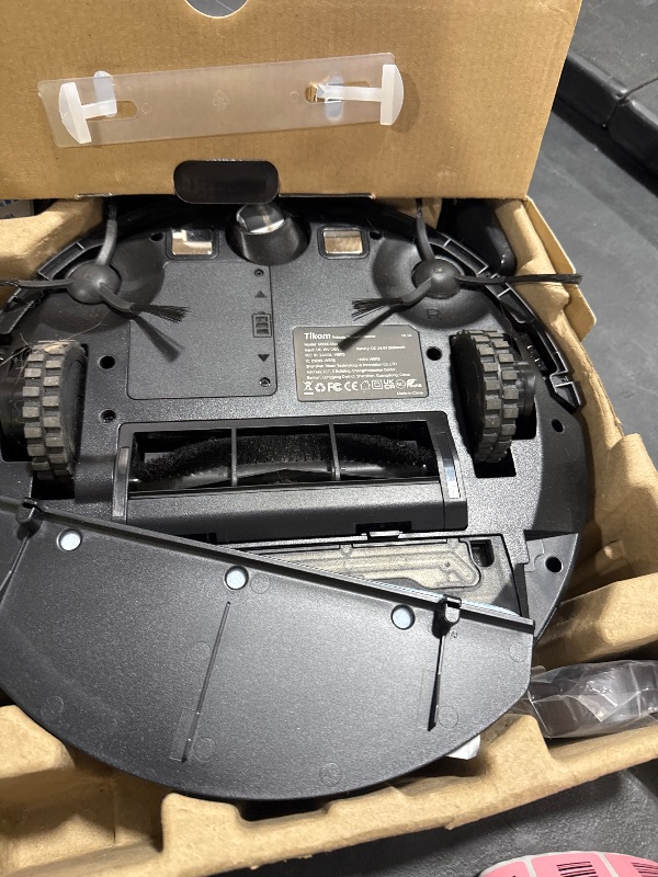 Photo 1 of Tikom Robot Vacuum and Mop Combo, 5000Pa Robotic Vacuum Cleaner, 150 Min Max, App & Remote Control, Ideal for Hard Floor, Carpet, Pet Hair, Self-Charge(G8000 Max)