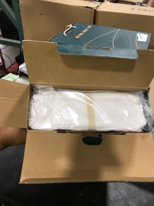 Photo 1 of REDASW 100% Egyptian Cotton Sheet Set 4 Pcs Queen Size Sheets 1000 Thread Count Breathable Soft Bedding Set Fitted Sheet with 16" Deep Pocket (Queen, White)