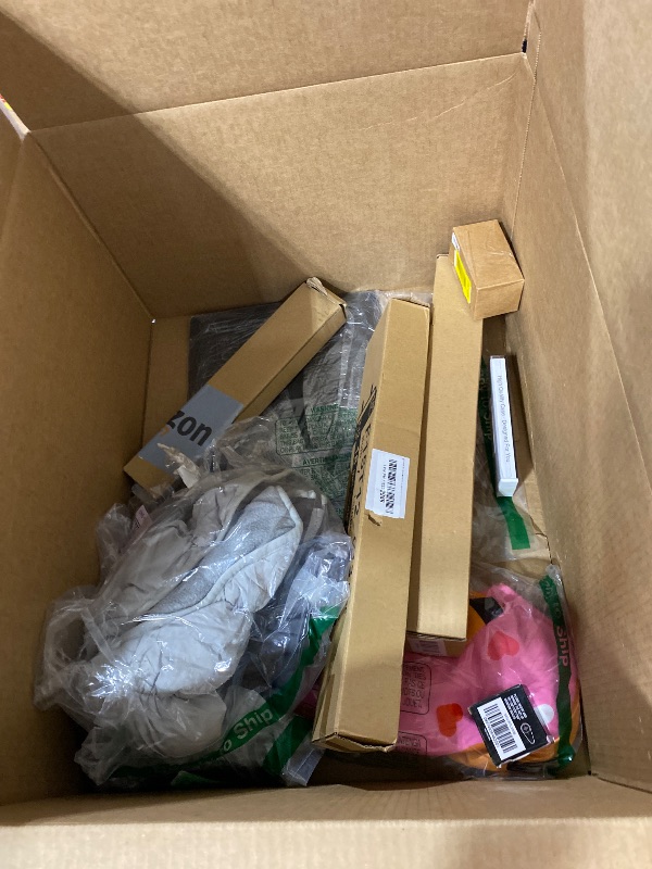 Photo 1 of Nellis Variety Box: Small (Please see clerk notes)
