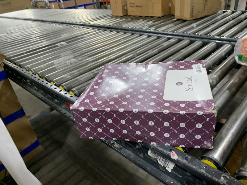 Photo 1 of Smead End Tab File Folder, Shelf-Master Reinforced 1/2-Cut Tab Top Position, Letter Size, Manila, 100 per Box (24127)