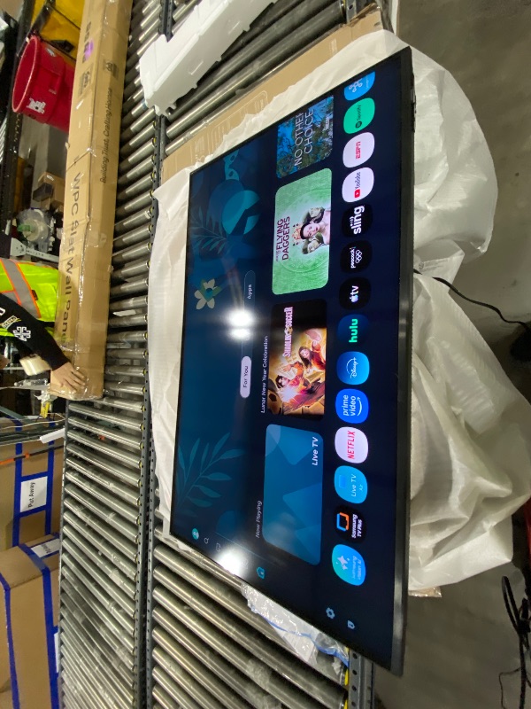 Photo 1 of Samsung 43-Inch Class QLED Q7F Series Samsung Vision AI Smart TV (2025 Model, 43Q7F) Quantum HDR, Object Tracking Sound Lite, Q4 AI Gen1 Processor, 4K upscaling, Gaming Hub, Alexa Built-in