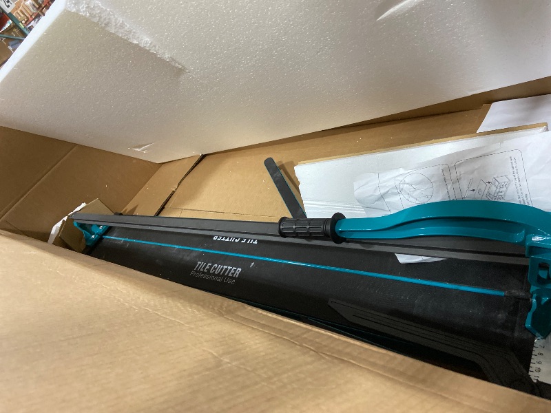 Photo 1 of LARGE TILE CUTTER