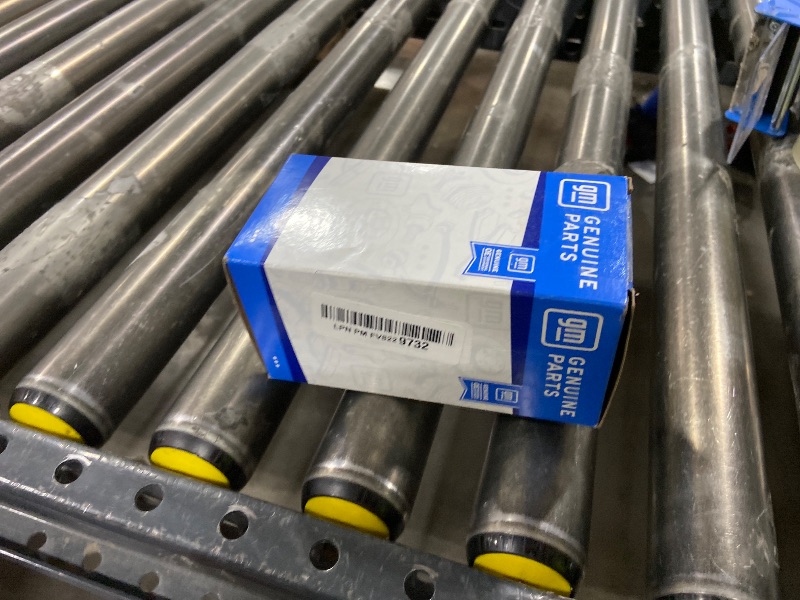 Photo 1 of GM Genuine Parts 12642646 Turbocharger Control Solenoid Valve