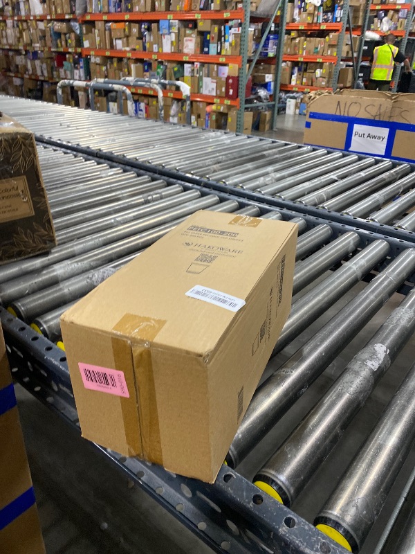 Photo 1 of [200 COUNT]HAKOWARE 8 oz Ultra Clear Disposable Plastic Cold Cups, Disposable Cup 8 oz for Wedding & Party, Plastic Cocktail Cups, Disposable Clear Cup for Iced Coffee & Cold Beverage