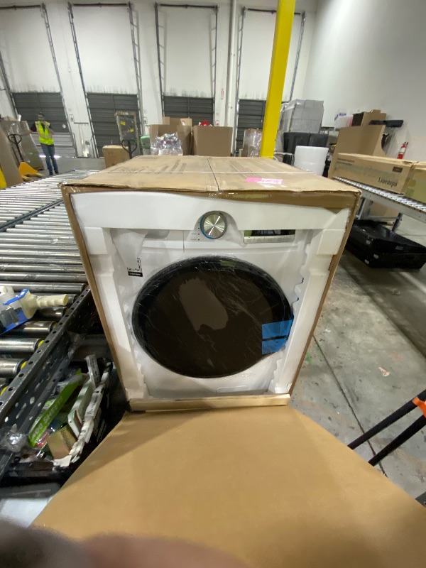 Photo 1 of BLACK+DECKER 4.5 Cu. Ft. Front Load Washer, Full Size Washing Machine with 12 Cycles, ENERGY STAR certified Washer Machine, Hot & Cold Inlet Hoses, LED Display, 120V, BFLW45M, White