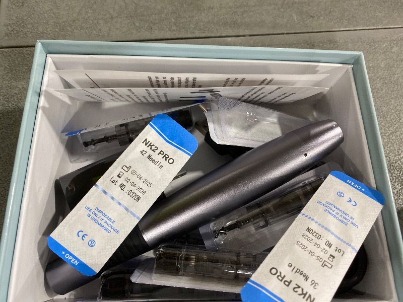 Photo 1 of 0.25mm Derma Roller Pen