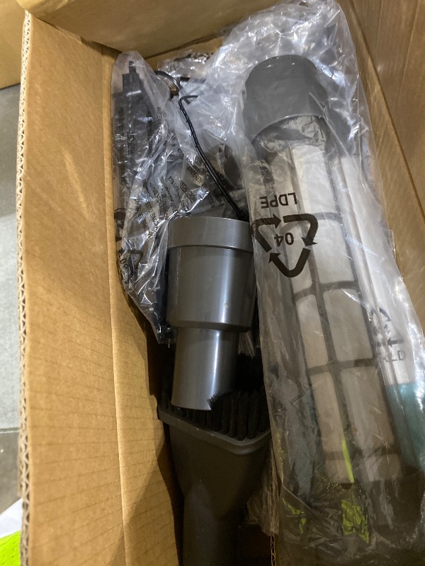 Photo 1 of Handheld Spa Hot Tub Vacuum- Cordless Small Above Ground Pool Cleaner with 2 Brush Heads, 90 Mins Running Time, 12 Gallons/Min Powerful Suction, Ideal for Cleaning Debris and Sand Underwater, Black