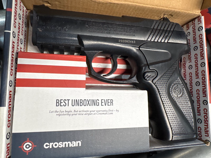 Photo 1 of (damaged magazine) Bb