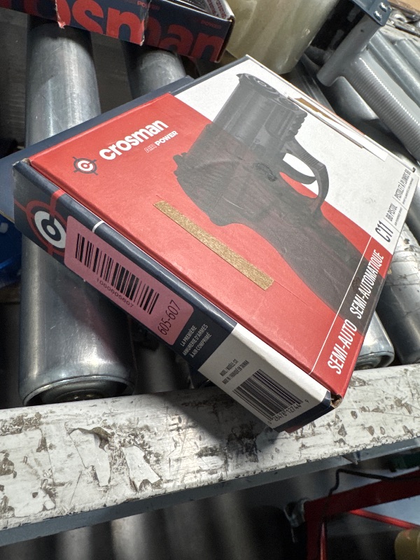 Photo 1 of (damaged magazine) Bb