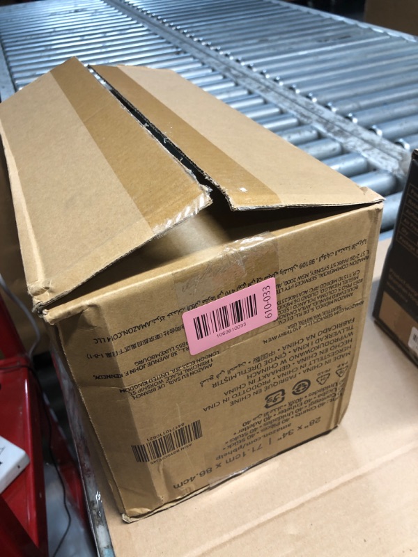 Photo 1 of ***FACTORY SEALED***Amazon Basics Puppy Pads with Quick-Dry 5-Layer Leak-Proof Design for Potty Training, X-Large Size 28 x 34 Inch, Pack of 40, Blue & White