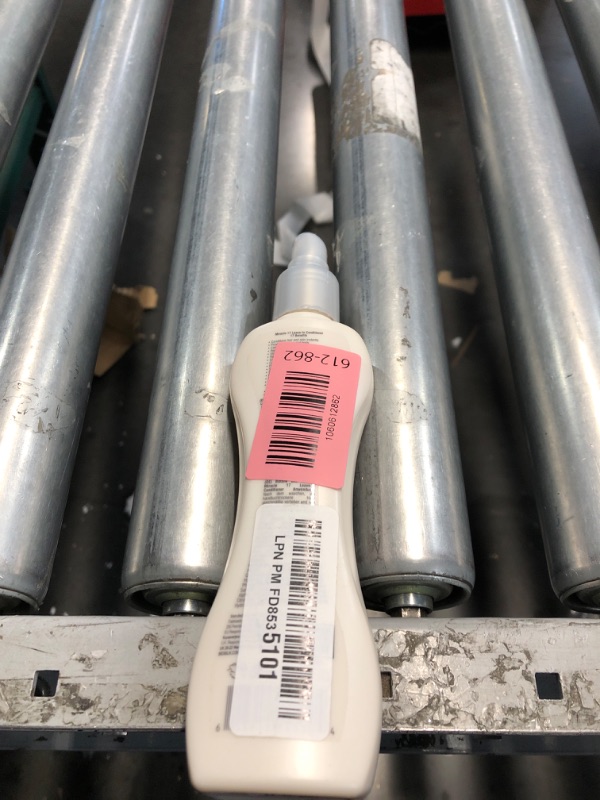 Photo 1 of BioSilk Silk Therapy Miracle 17 Leave-In Conditioner, Reconstructs & Repairs Dry & Damaged Hair, Sulfate, Paraben, & Cruelty-Free, 5.64 Oz