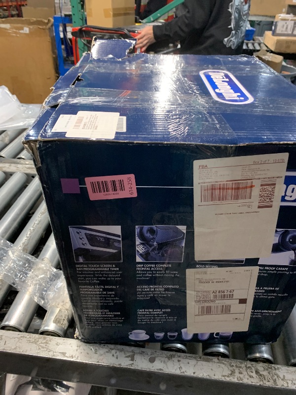 Photo 1 of De'Longhi All-in-One Combination Coffee Maker & Espresso Machine + Advanced Adjustable Milk Frother for Cappuccino & Latte + Glass Coffee Pot 10-Cup, COM532M black