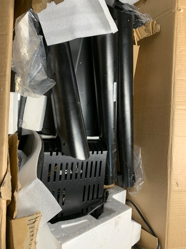 Photo 1 of *****DIRTY***** Z GRILLS Wood Pellet Grill Smoker with PID 3.0 Controller, 459 SQ.IN, 450°F Max Temperature, 8 in-1 BBQ Grill, LCD Screen, Meat Probes, Rain Cover, Backyard Camping Bake and Roast, 450E