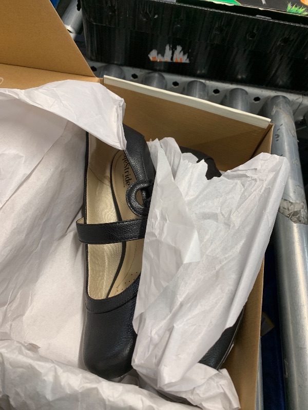 Photo 1 of ***(USED/ MINOR DAMAGE)***LifeStride Women's ROZZ Shoe, Black, 9 M US